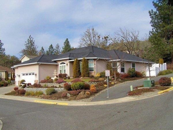 200 Stone Fly Ct, Grants Pass, OR 97526 - photo 1