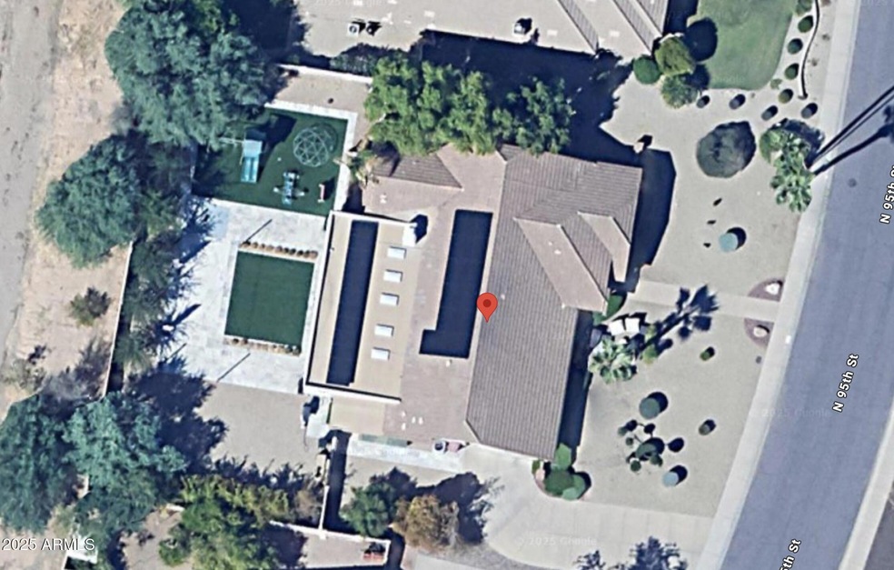 Bird's view of the property.