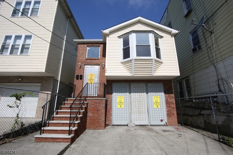 184 N 12th St, Newark, NJ 07107 - photo 1