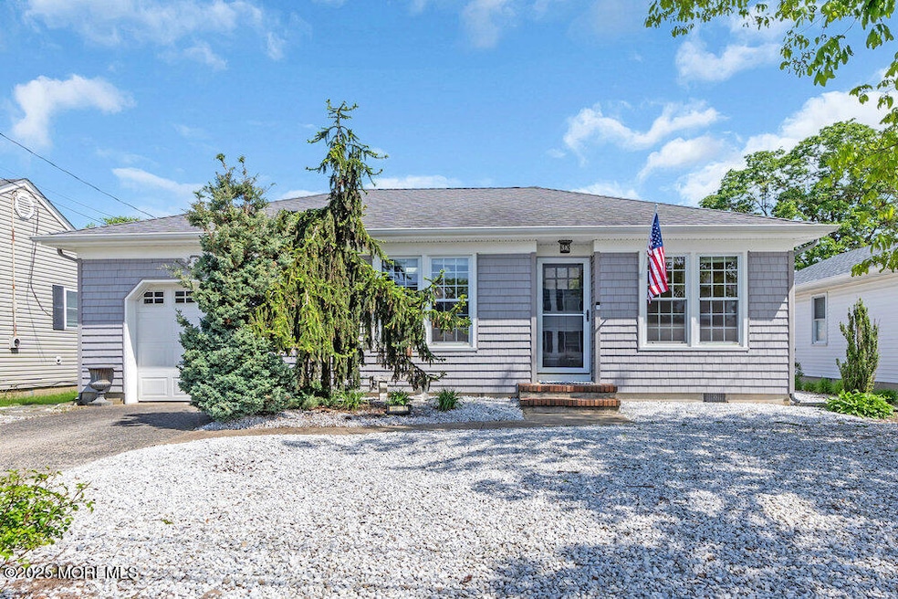 1504 Ivy Rd. Point Pleasant, NJ 08742