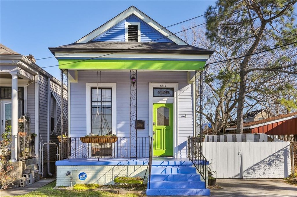 1519 Lesseps St, New Orleans, LA 70117 - photo 1