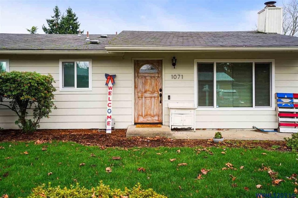 1071 Sharon Loop SE, Salem, OR 97306 - photo 1