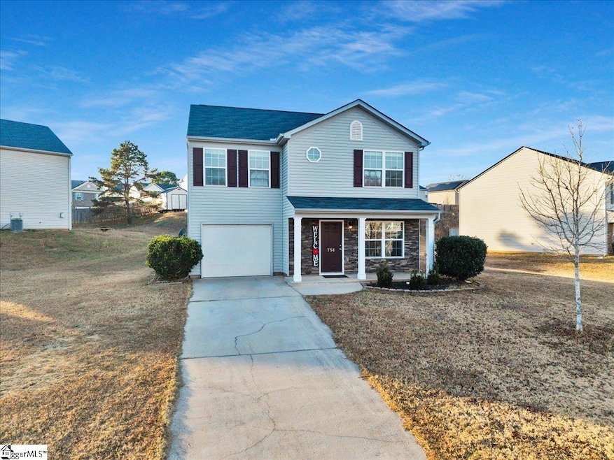 754 Markham Cir, Moore, SC 29369 - photo 1
