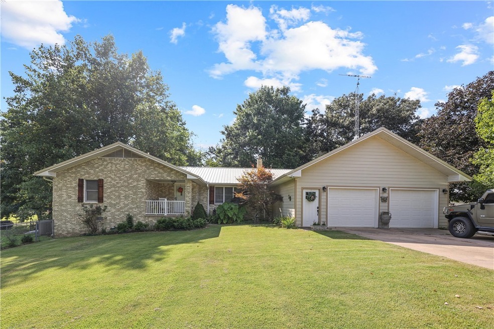 12280 Ranch Rd, Lowell, AR 72745 - photo 1