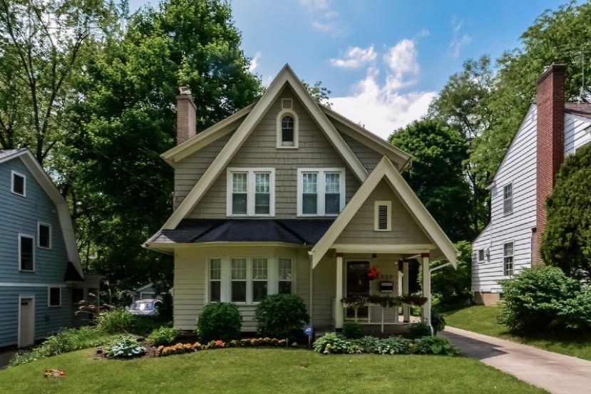 001-Front_View-1768511-small
