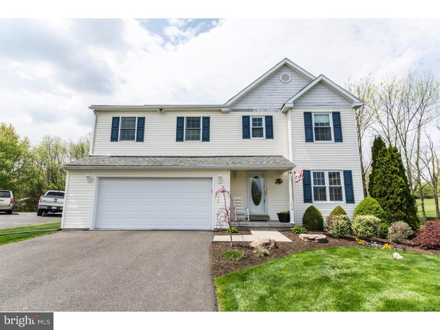 204 Christina Cir, Schwenksville, PA 19473 - photo 1