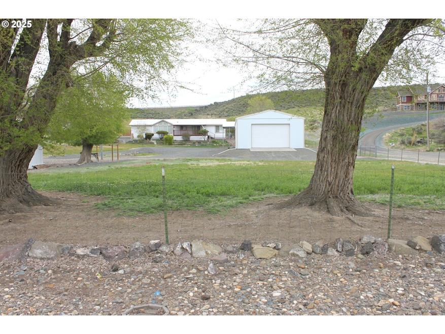 Sold $425,000
