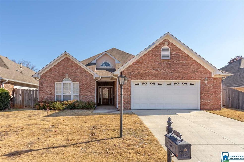 4605 Fairfax Ct, Birmingham, AL 35235 - photo 1