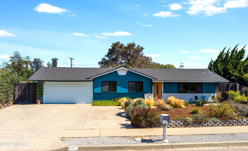 Sold $615,000 • Co-Listing Agent