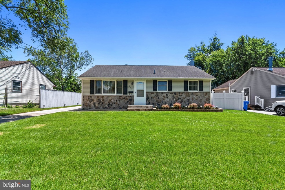 207 Hunterdon Ave, Sewell, NJ 08080 - photo 1