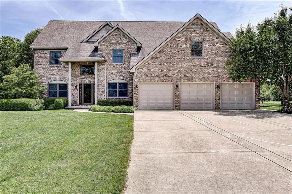 1635 S Mayberry Dr, Frankfort, IN 46041 - photo 1