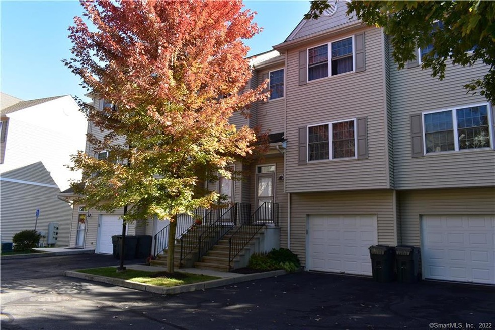 2 Sheridan St unit 203, Danbury, CT 06810 - photo 1