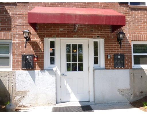 325 Ashland Ave unit 8, Southbridge, MA 01550 - photo 1