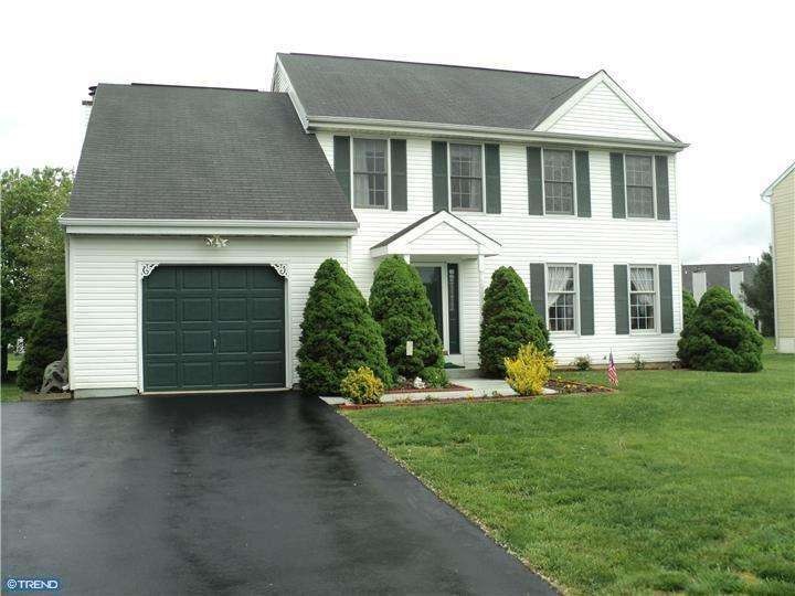 203 Lake Ozarks Dr, Bear, DE 19701 - photo 1