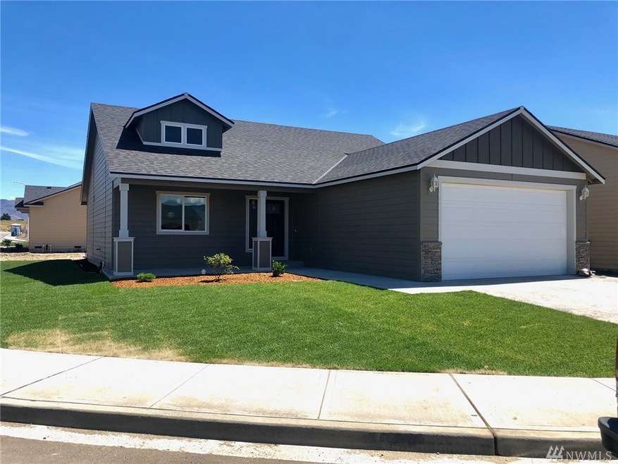 2248 S Mystical Loop, East Wenatchee, WA 98802 - photo 1