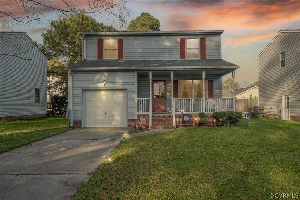 2114 Lee St, West Point, VA 23181 - photo 1