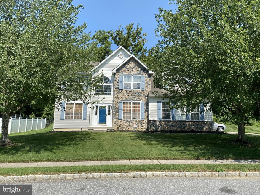 8 Taisley Ln, Burlington, NJ 08016 - photo 1