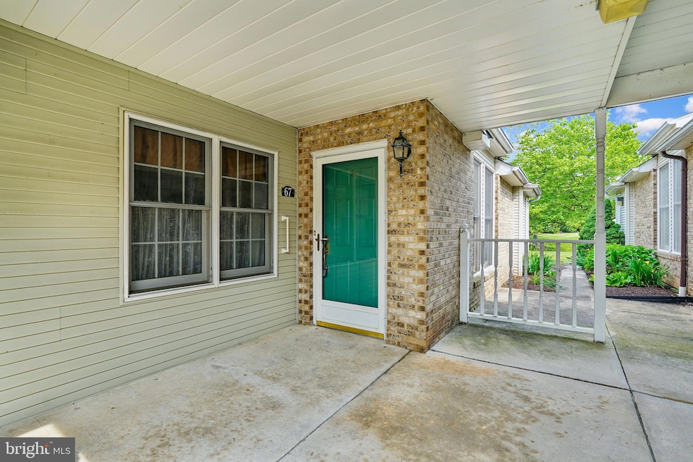 67 Standiford Ct unit 144, Wilmington, DE 19804 - photo 1