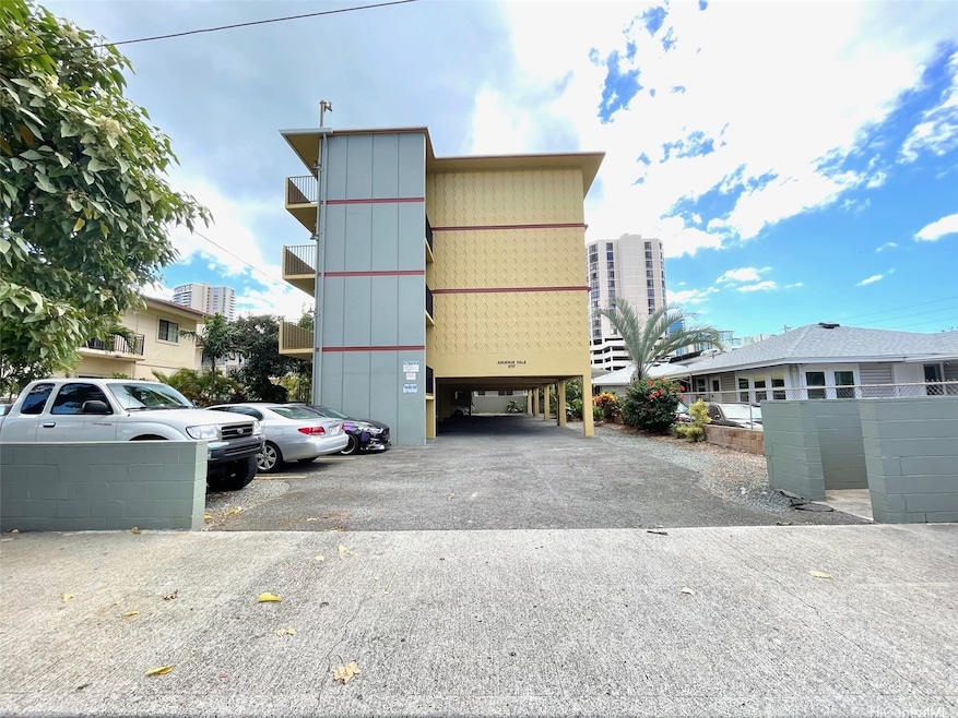 2117 Date St, Honolulu, HI 96826 - photo 1