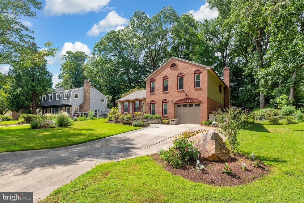 1624 Winding Waye Ln, Silver Spring, MD 20902 - photo 1