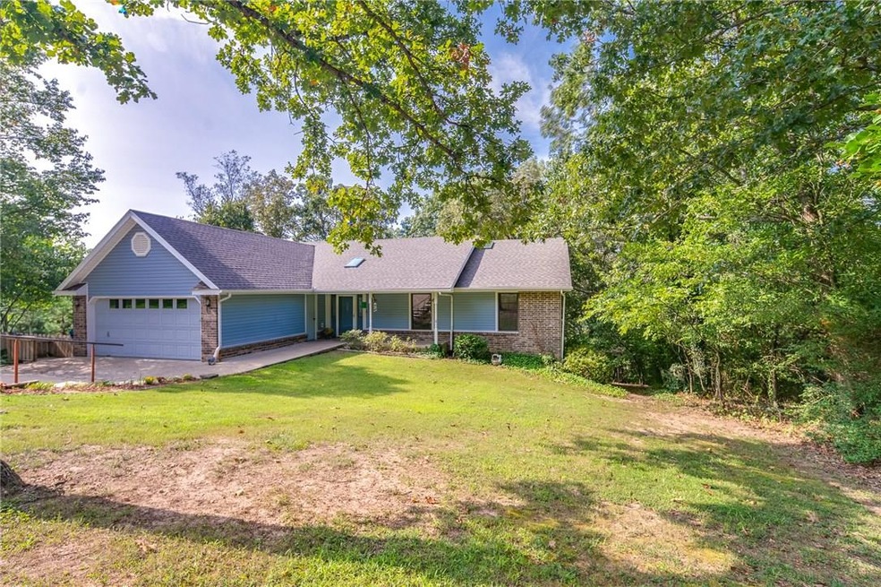 13 Singleton Cir, Bella Vista, AR 72715 - photo 1