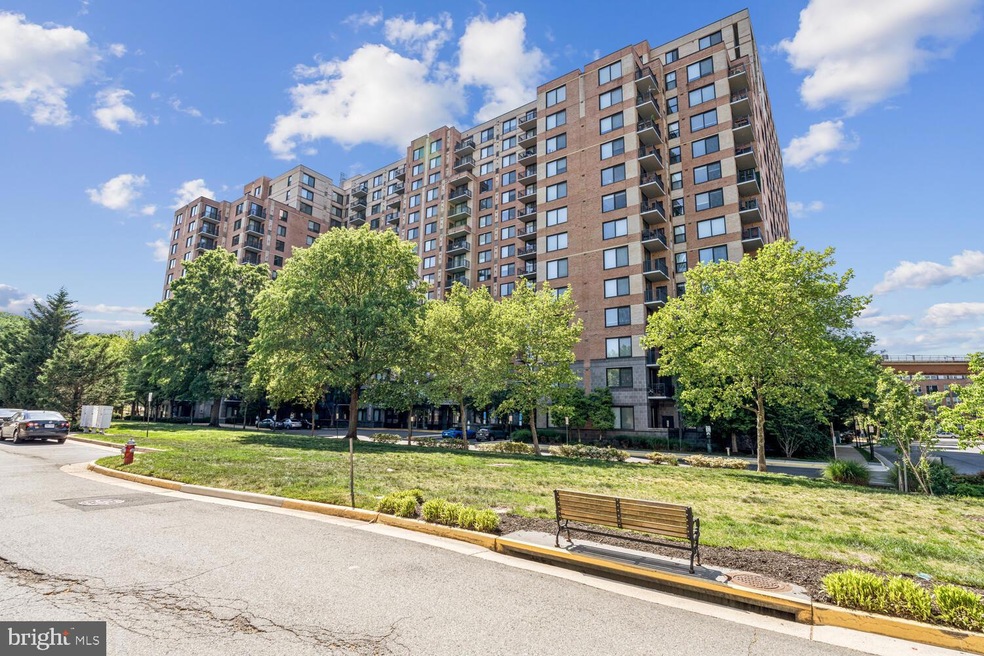 Midtown Alexandria Station Condominiums unit 725, Alexandria, VA 22303 - photo 1