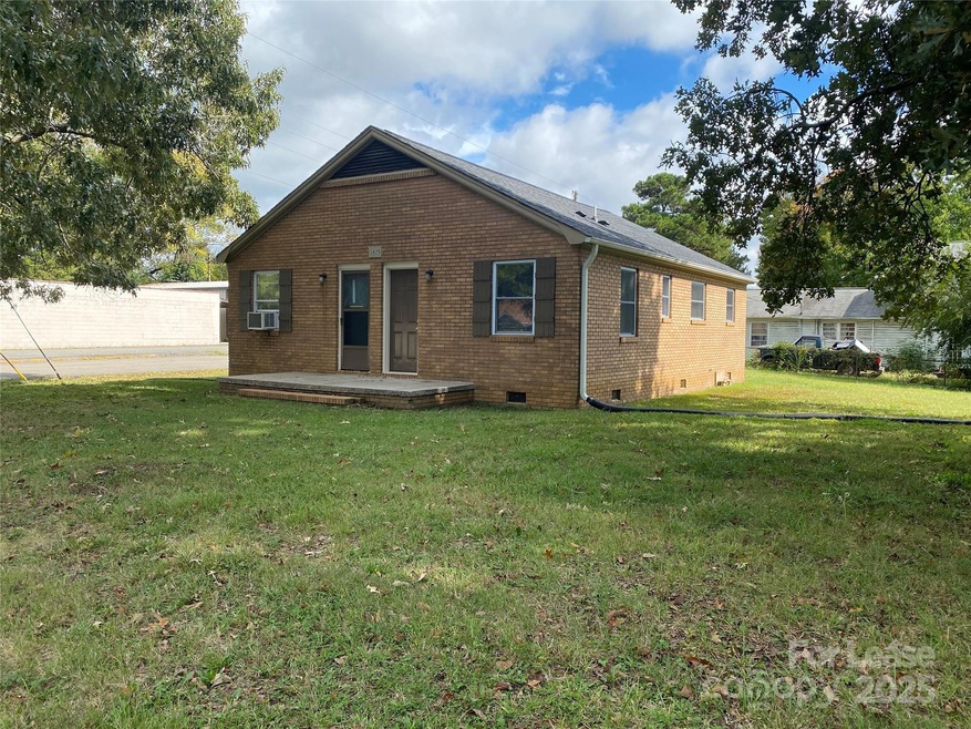 1625 Armstrong Ford Rd unit B, Belmont, NC 28012 - photo 1