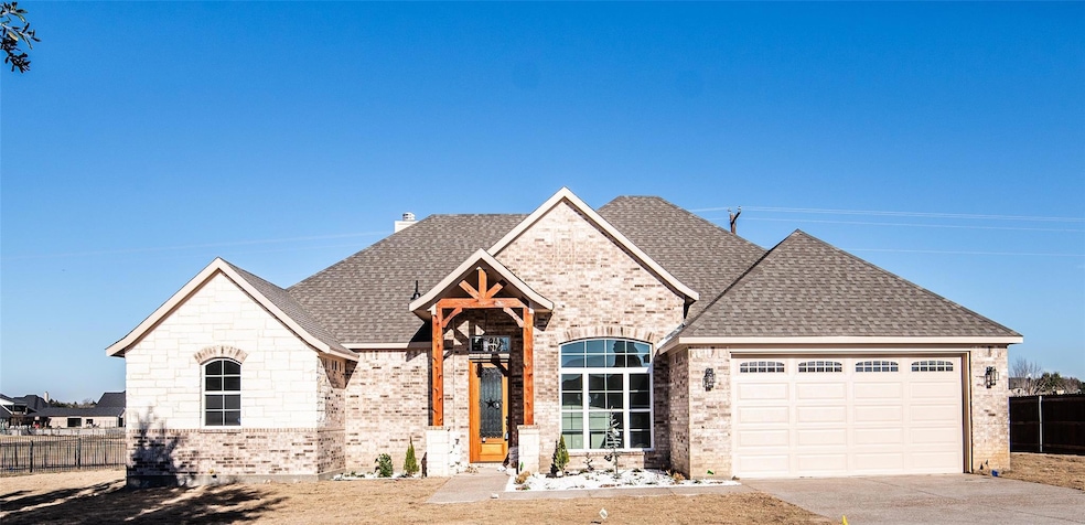 1204 Harley Ct, Ennis, TX 75119 - photo 1