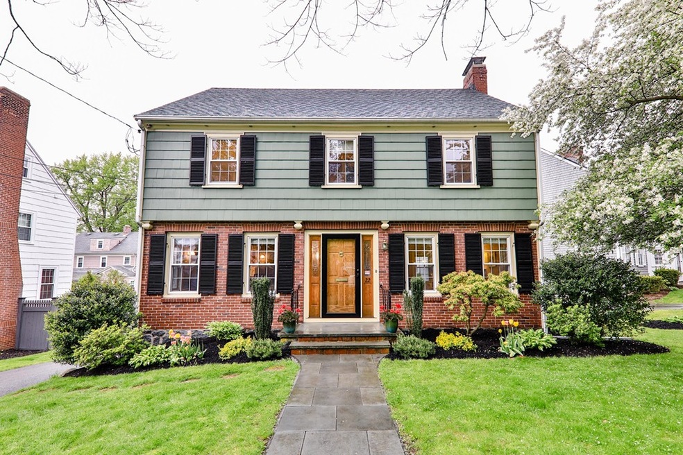 22 Thompson Ln, Milton, MA 02186 - photo 1