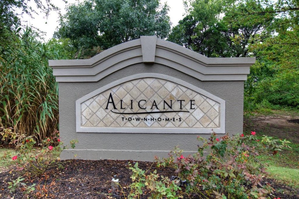 11203 Ranch Road 2222 unit 1104, Austin, TX 78730 - photo 1