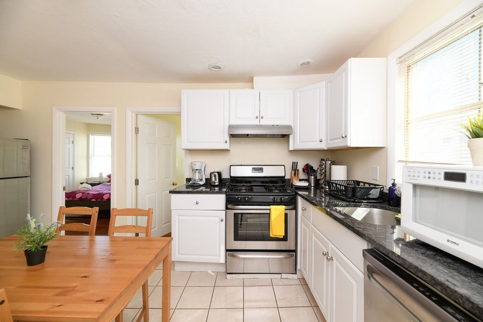 12 Kilby St unit 3L, Somerville, MA 02143 - photo 1