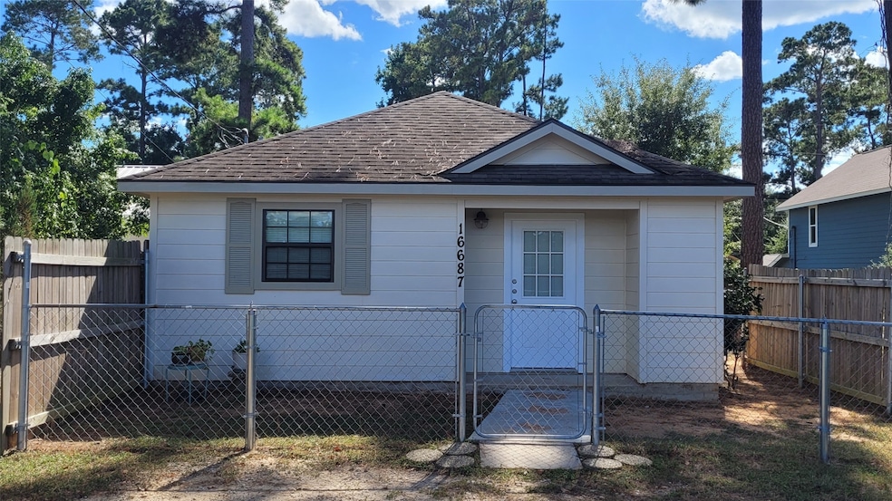 For Rent $1,050/month