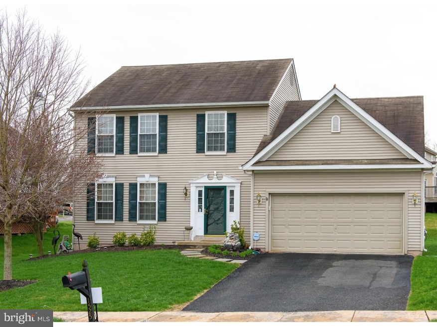 1525 Cloverhill Rd, Pottstown, PA 19464 - photo 1