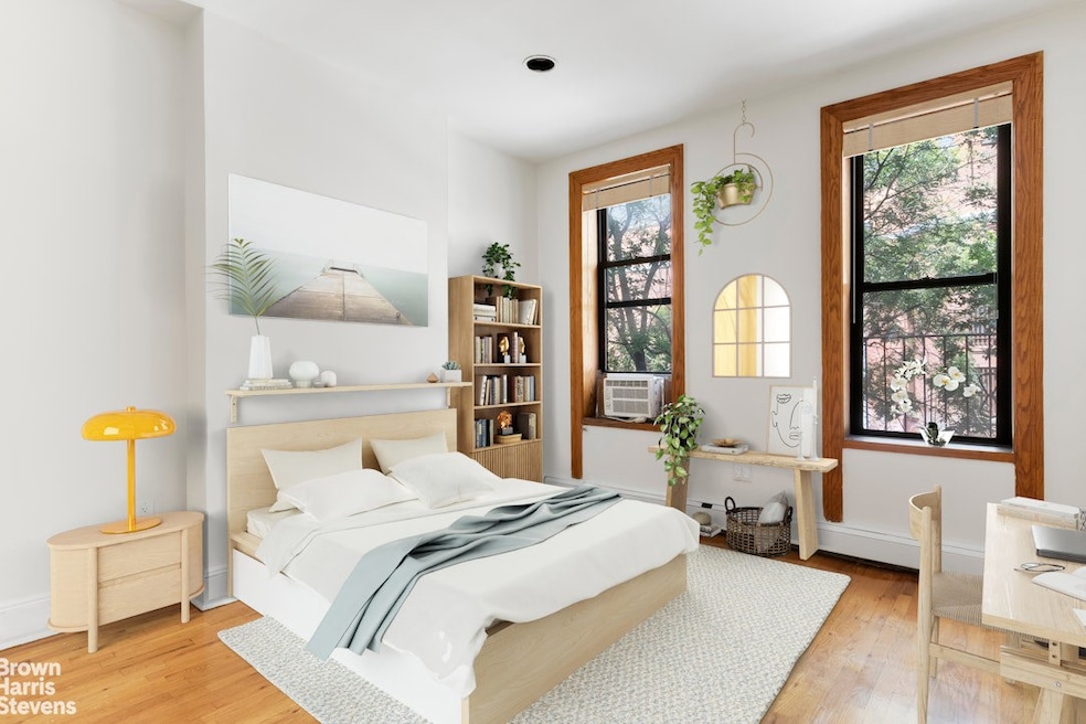 Pending $350,000 • Co-Listing Agent