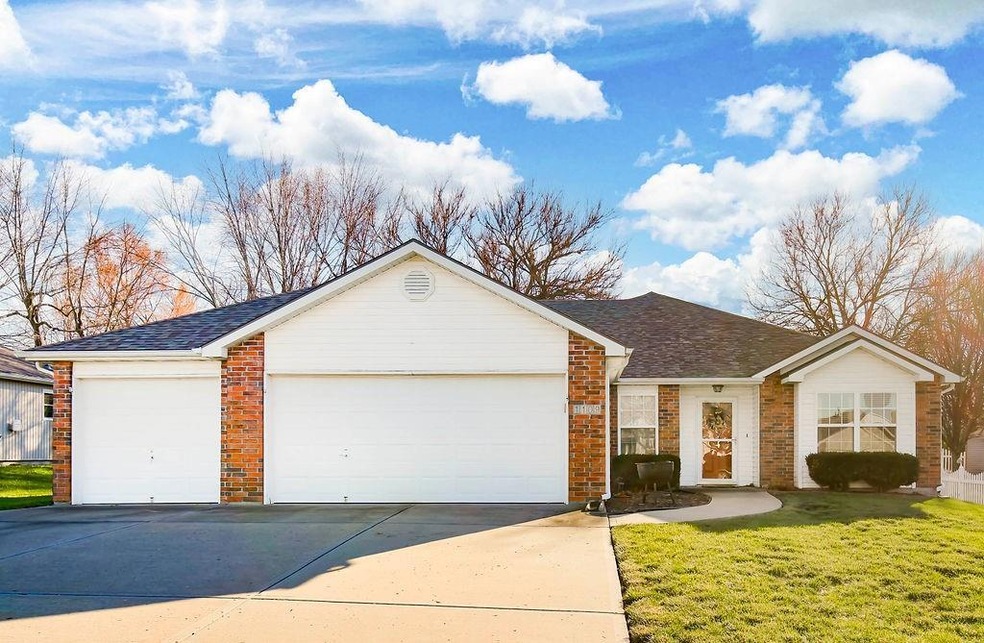 1109 Bristol Dr, Raymore, MO 64083 - photo 1
