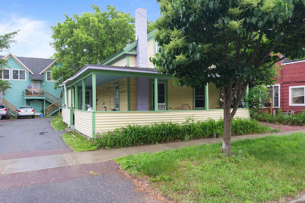 For Sale $774,000 • Co-Listing Agent