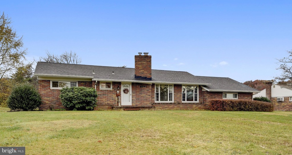 6241 Ebenezer Rd, Middle River, MD 21220 - photo 1