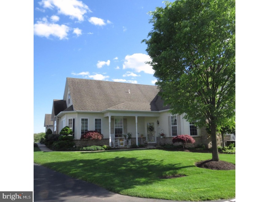 1014 Bordeaux Ln, Pennsburg, PA 18073 - photo 1