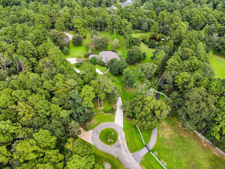 3 Los Encinos Dr, Magnolia, TX 77354 - photo 1