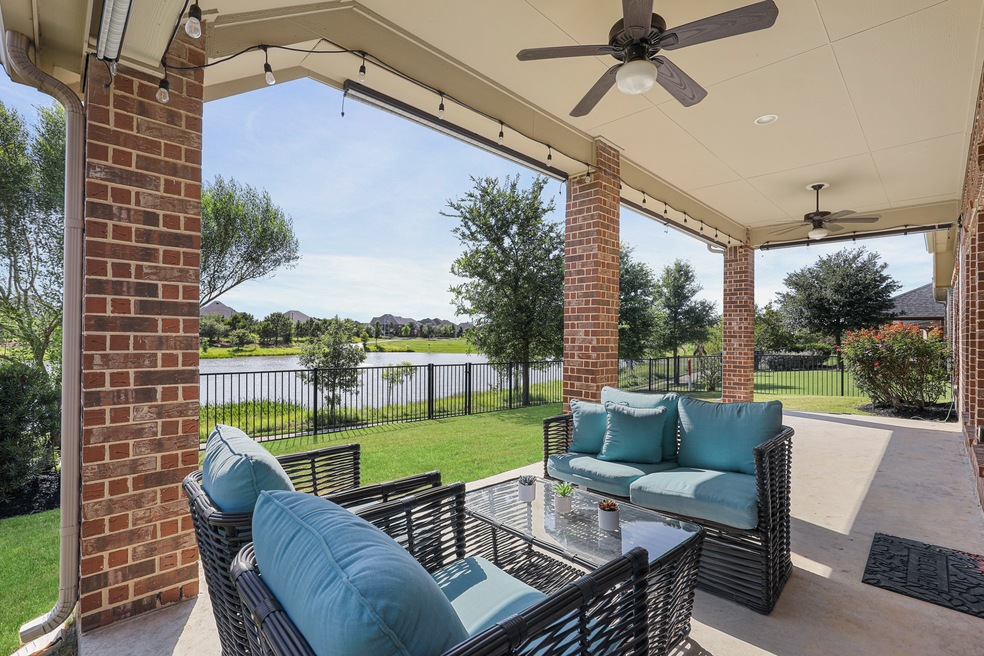 28107 Castle Park Ln, Fulshear, TX 77441 - photo 1