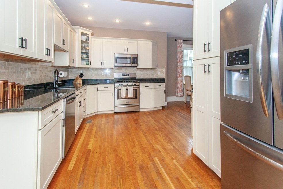 67 Cohasset St unit 1, Roslindale, MA 02131 - photo 1