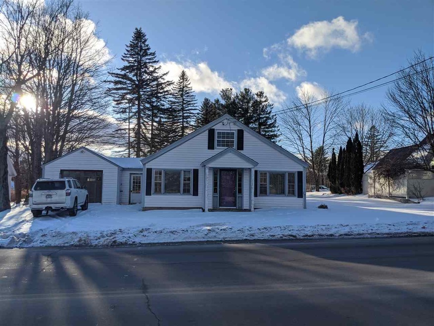 10 Main St, New London, NH 03257 - photo 1