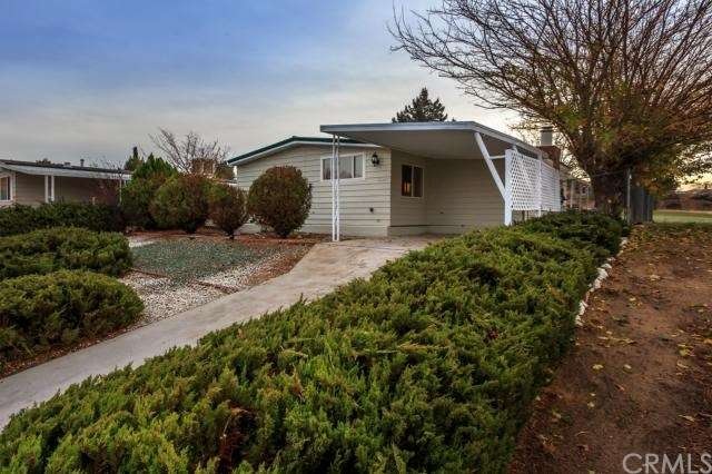 16247 Pebble Beach Dr unit 7, Victorville, CA 92395 - photo 1