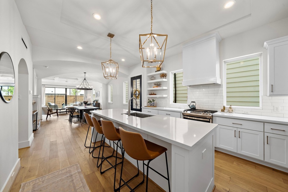 The heart of the home: A spacious island for all y