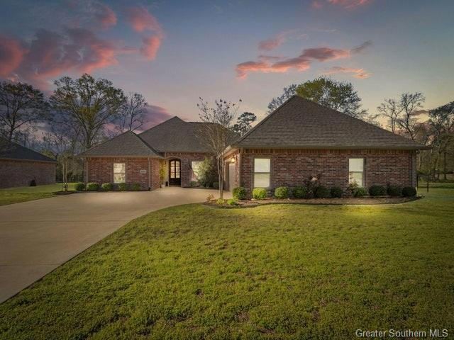 502 Linlee in DeRidder