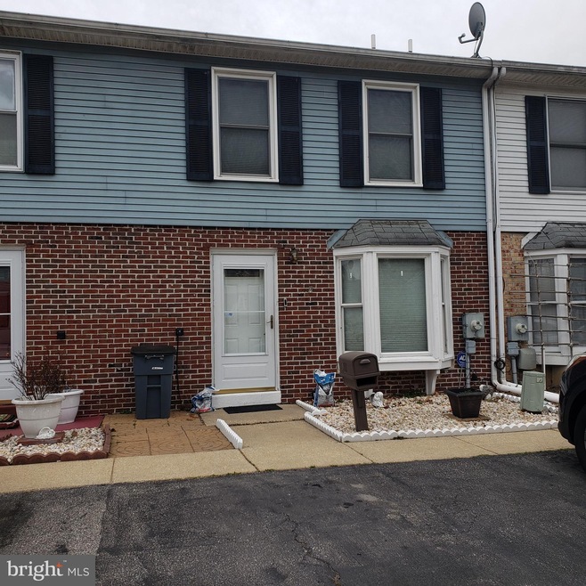 311 Thayer Ct, Newark, DE 19702 - photo 1