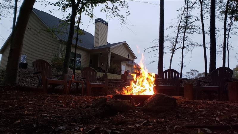 1405 Shadowstone Dr, Winder, GA 30680 - photo 1