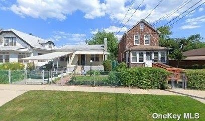 For Sale $580,000