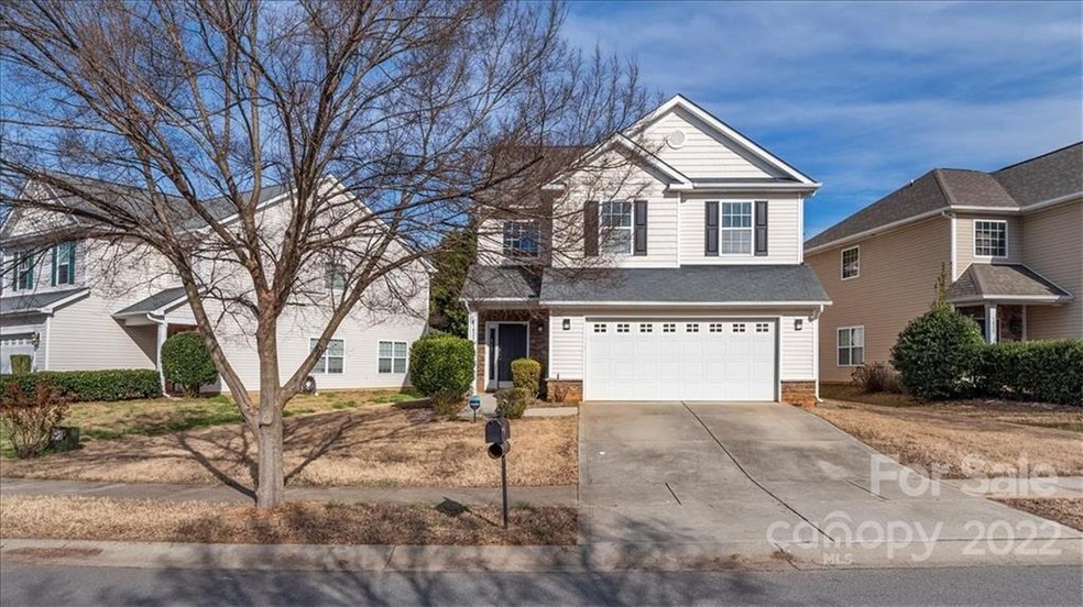 1025 Mountain Laurel Ct, Matthews, NC 28104 - photo 1