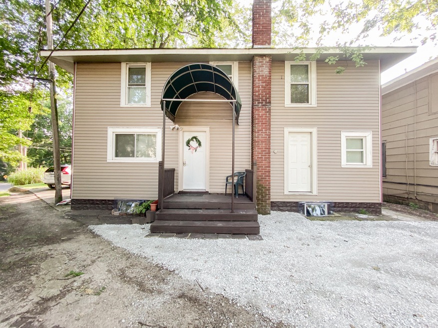 637 S 3rd Street-31